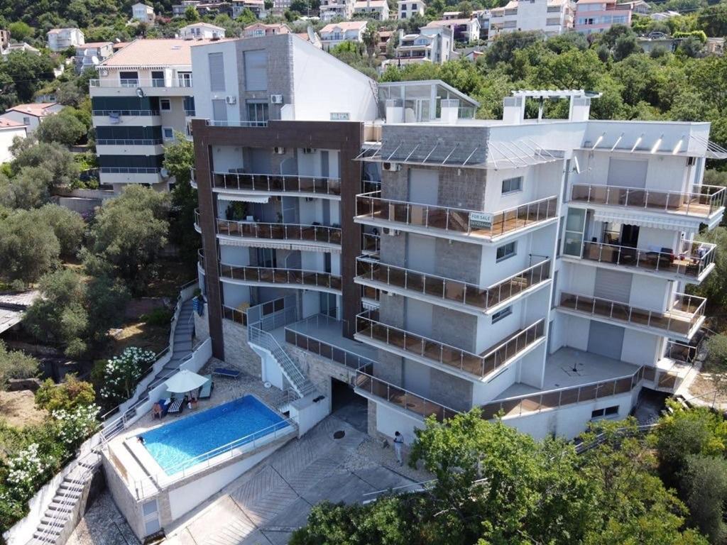 Sea View Apartments Panorama Przno Свети Стефан Екстериор снимка